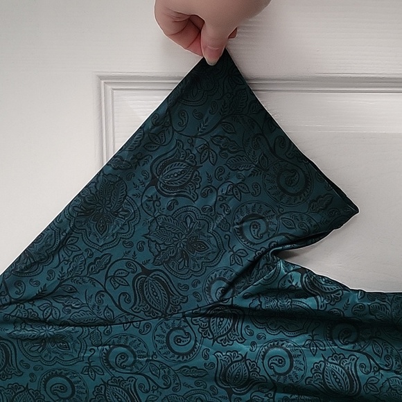 Paisley Print Emerald Green Blouse - Picture 7 of 9